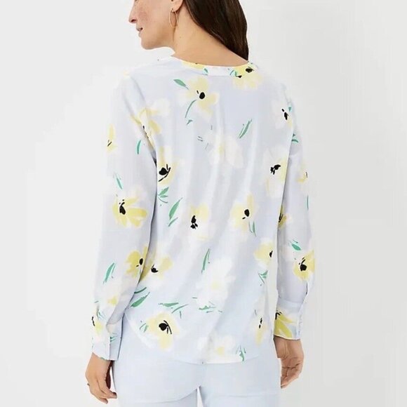 Ann Taylor Pleat Front Blouse, Size S, EUC - Picture 2 of 8